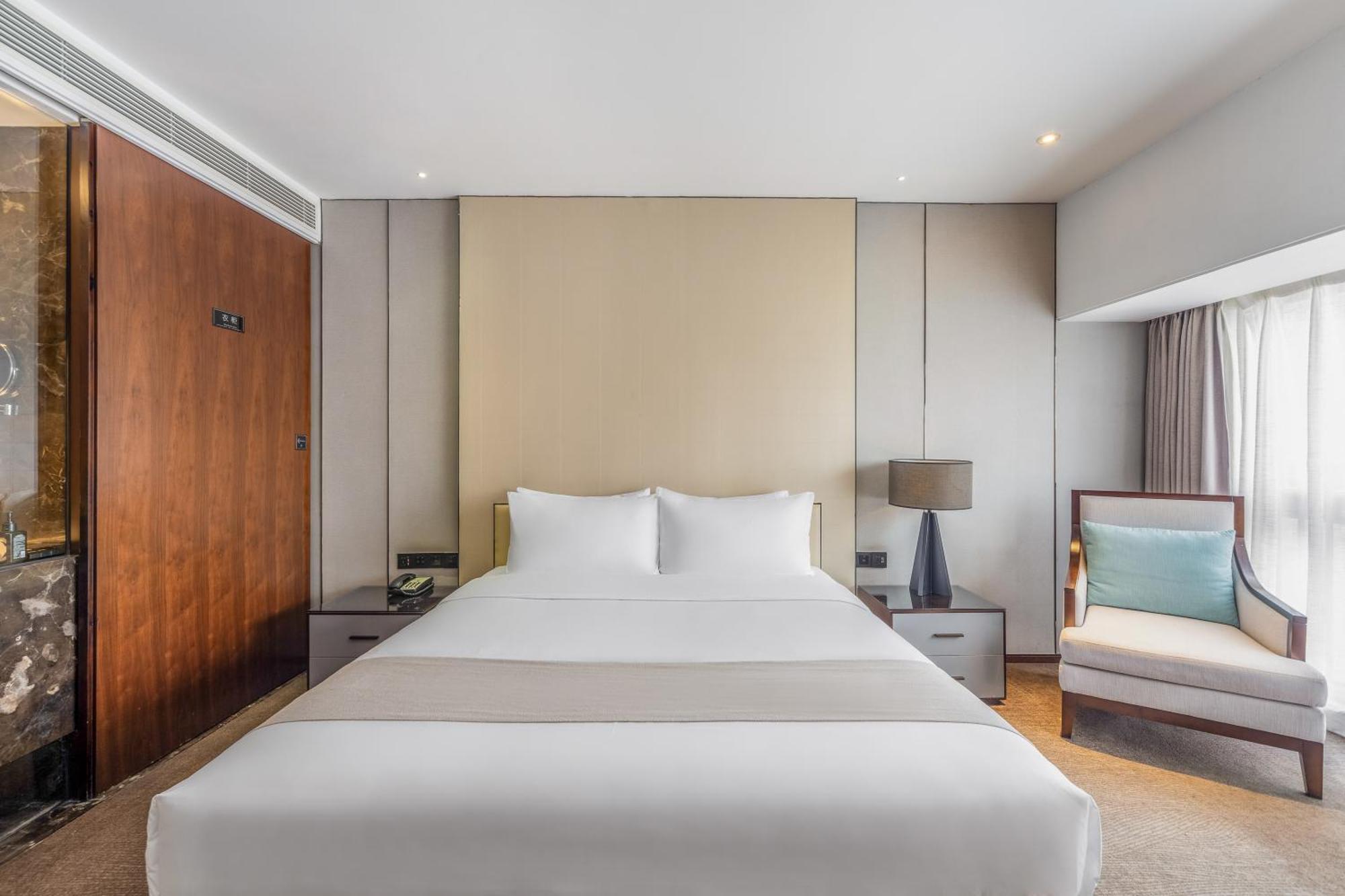 Zhonghao International Hotel Shenzhen Exterior photo